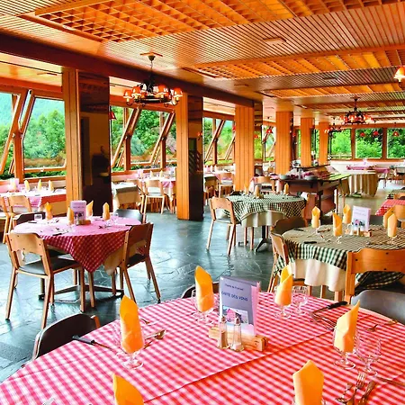 Bleues Les Du Prariand Hotel 3*